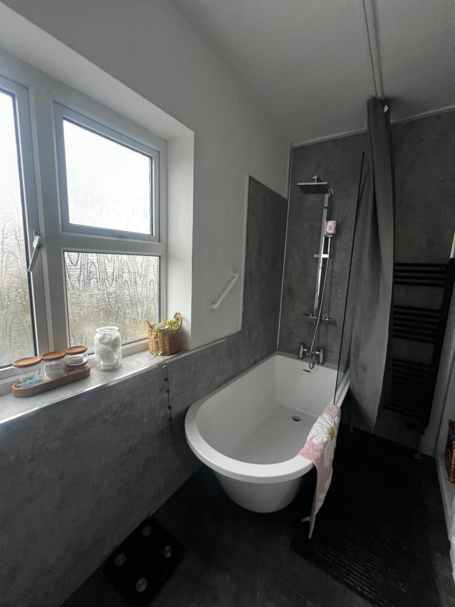 צ'יצ'סטר Warm And Cosy City Centre Home Near Train Station מראה חיצוני תמונה